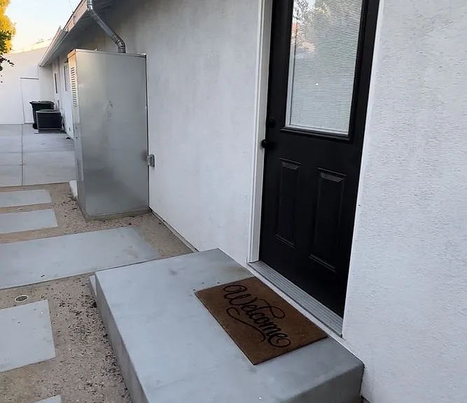 1113 Riedel Ave — Photo 1