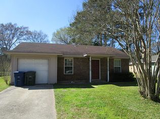 336 Bush Dr, Huntsville, TX 77320