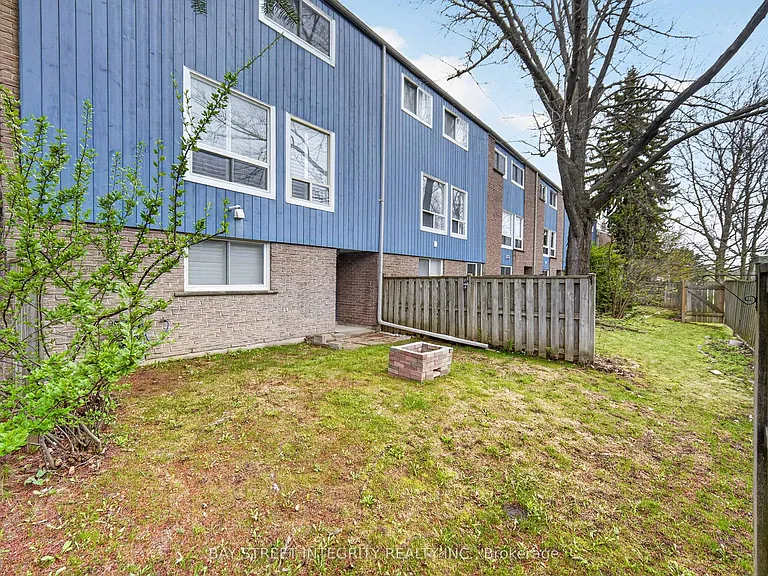 646 Village Pkwy #26 — Photo 41