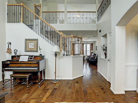 2nd image of 12814 Stanbury Park Ln