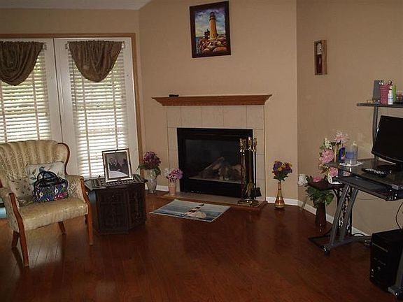2nd image of 1830 River Birch Ct