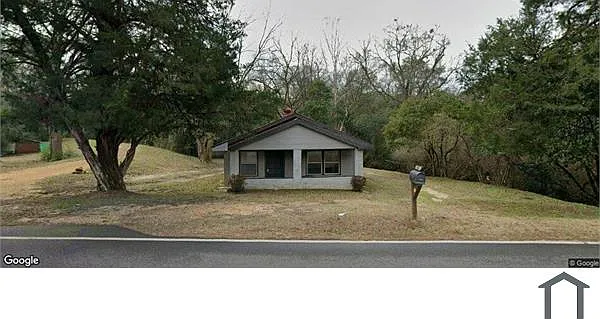 647 Lower Kingston Rd