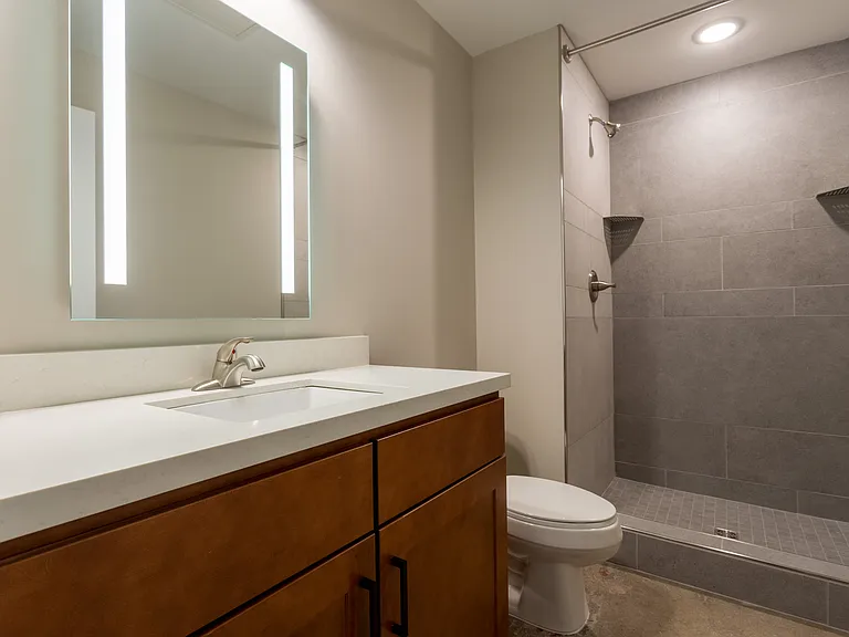 895 Washington St #106 — Photo 8