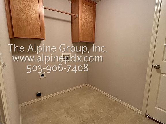 5th image of 6804 SE Drake St