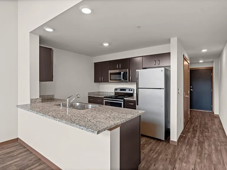 Latitude 47 — Photo 24