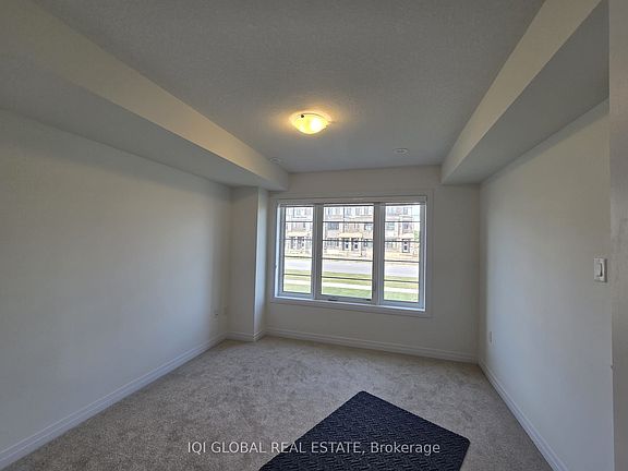 4th image of 161 Melody Ln
