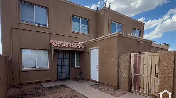 4640 E Pueblo Ave