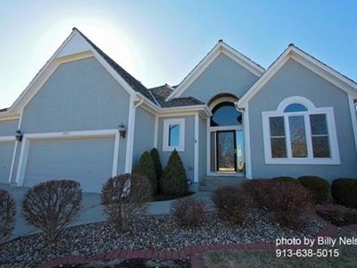 19914 W 99th St, Lenexa, KS, 66220