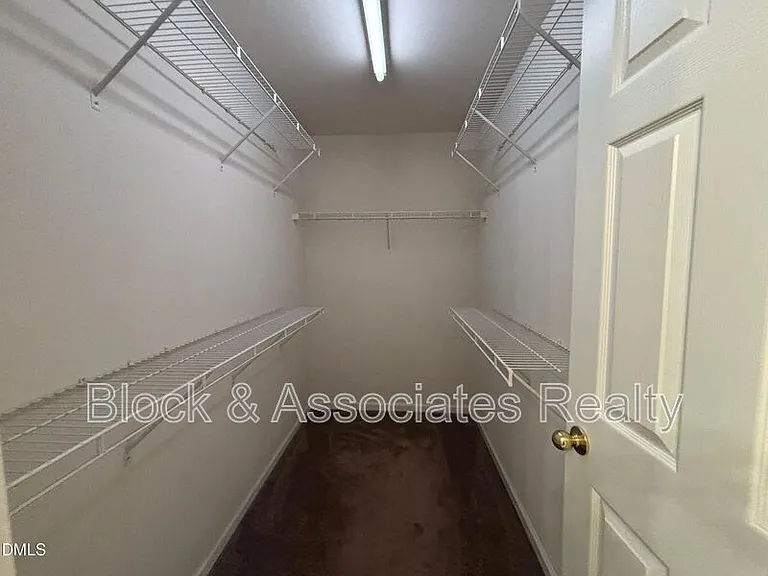 7252 Corvette Ct — Photo 54