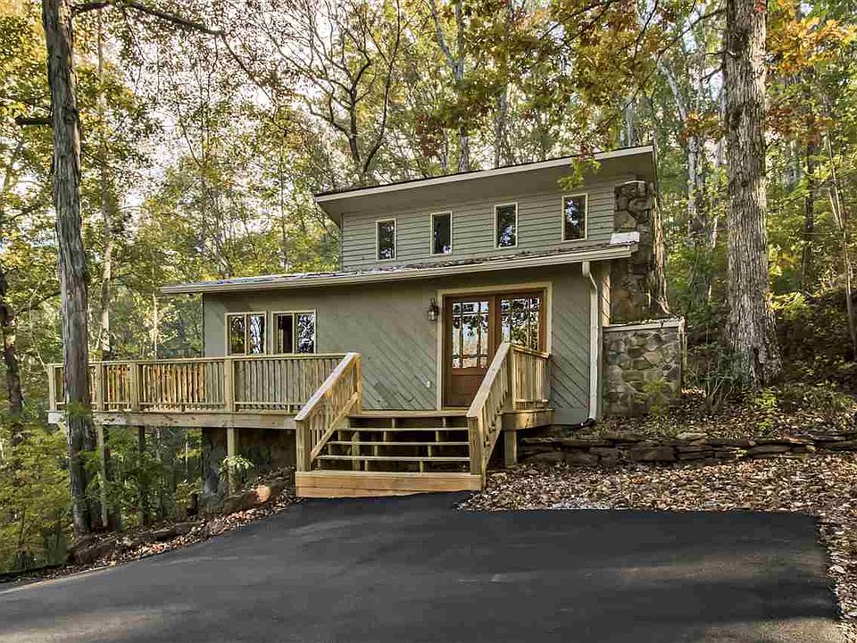 1st image of 486 Laurel Lake Cir