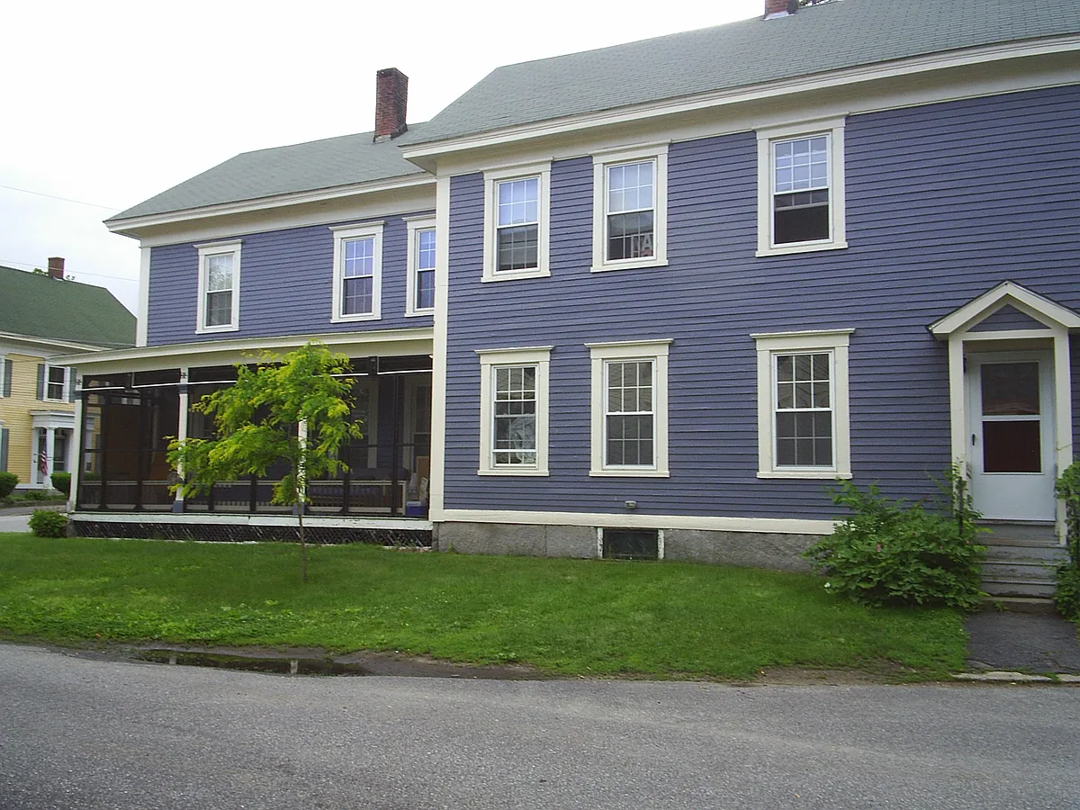 Building Photo - 8 Franklin St #1