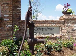 104 Sweetbriar Cir, Canton, MS 39046