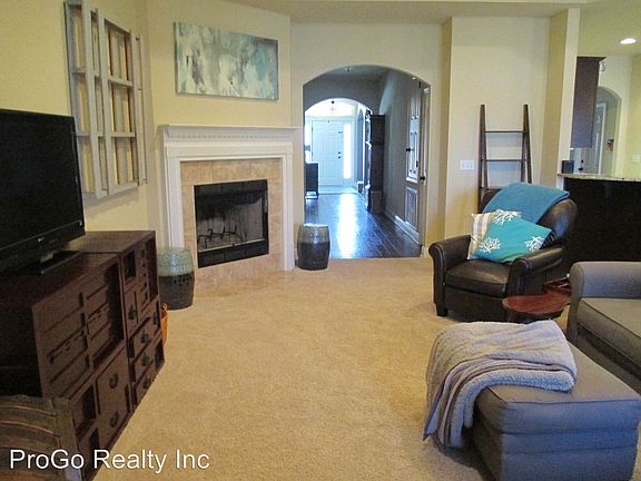 5th image of 5605 Prairie Meadows Ct