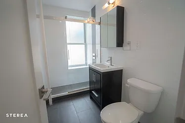 Rented by Sterea Agency