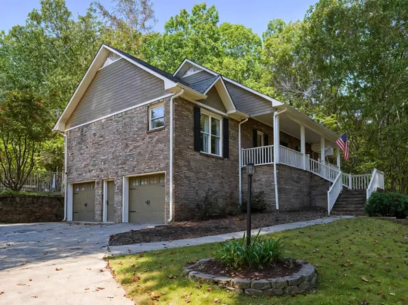 6861 Advent Cir, Trussville, AL 35173