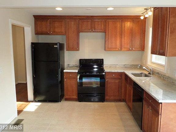 4th image of 107 Mountain Lake Dr