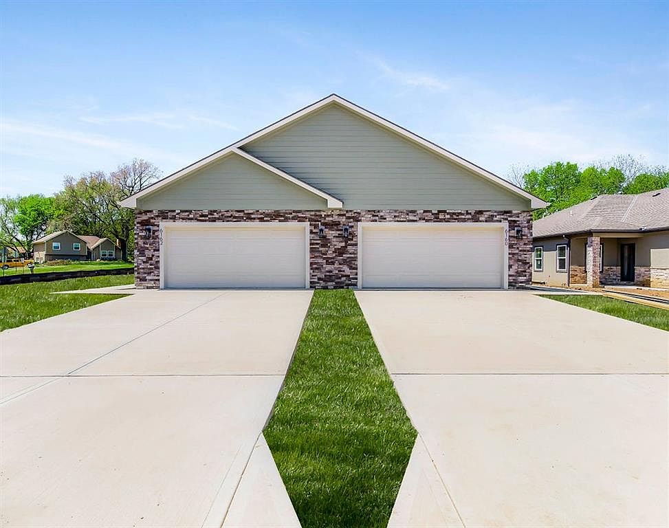 6160 Park St, Shawnee, KS 66216 Zillow