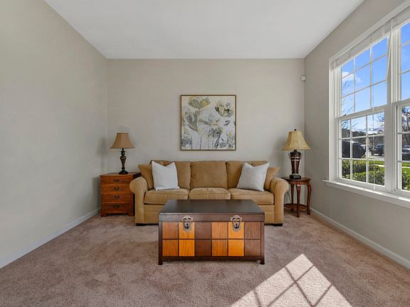 3rd image of 5058 Timber Falls Dr