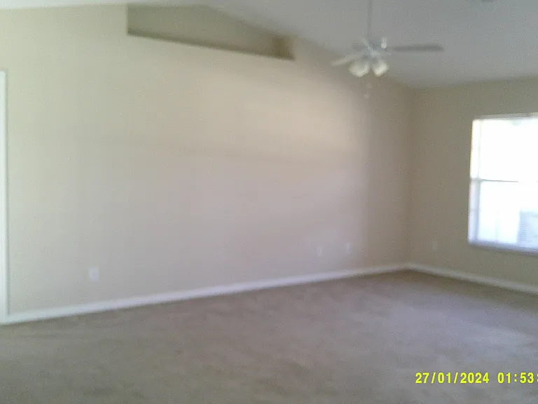 2718 SW 3rd Ln — Photo 9