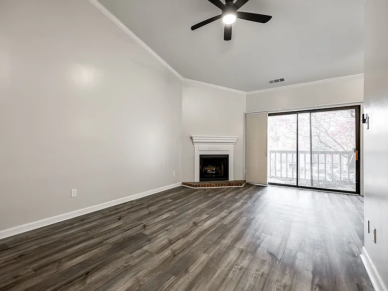 4158F Charlotte Hwy — Photo 5