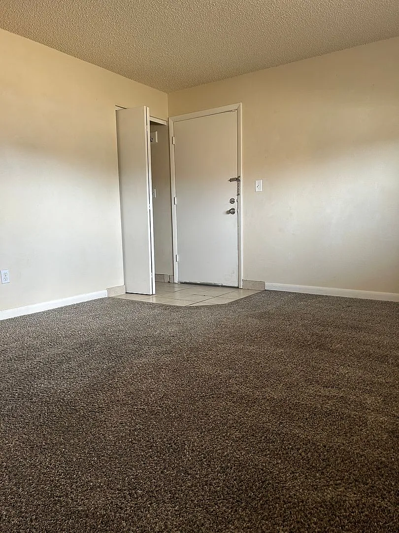 407 MO — Photo 3