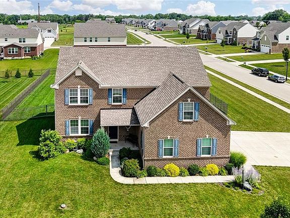 5th image of 10001 Cobble Brook Dr