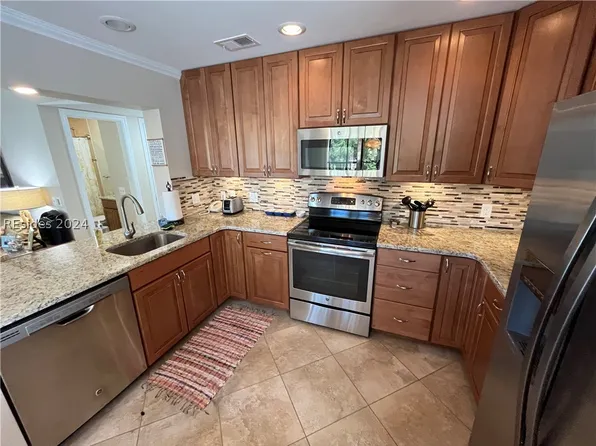 40 Folly Field Rd Unit 144, Hilton Head Island, SC 29928