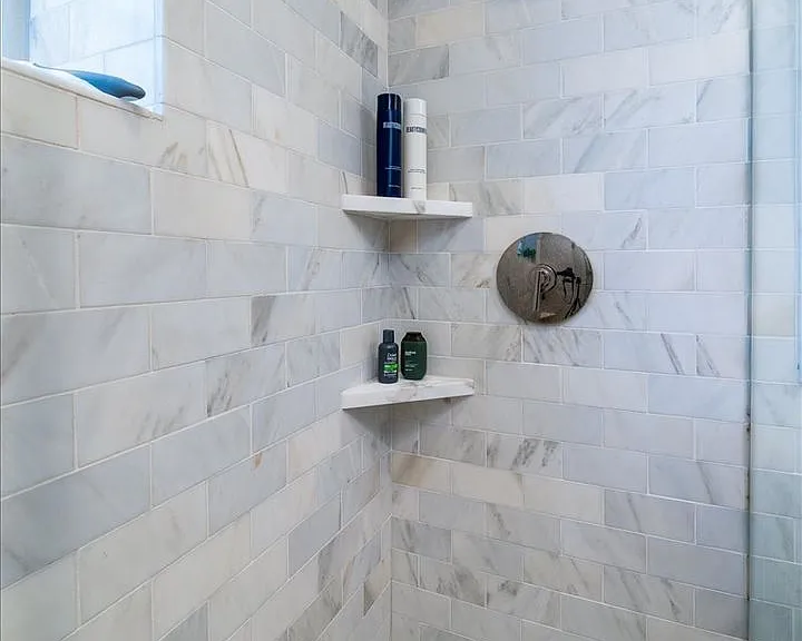 53 Hasell St #J — Photo 12