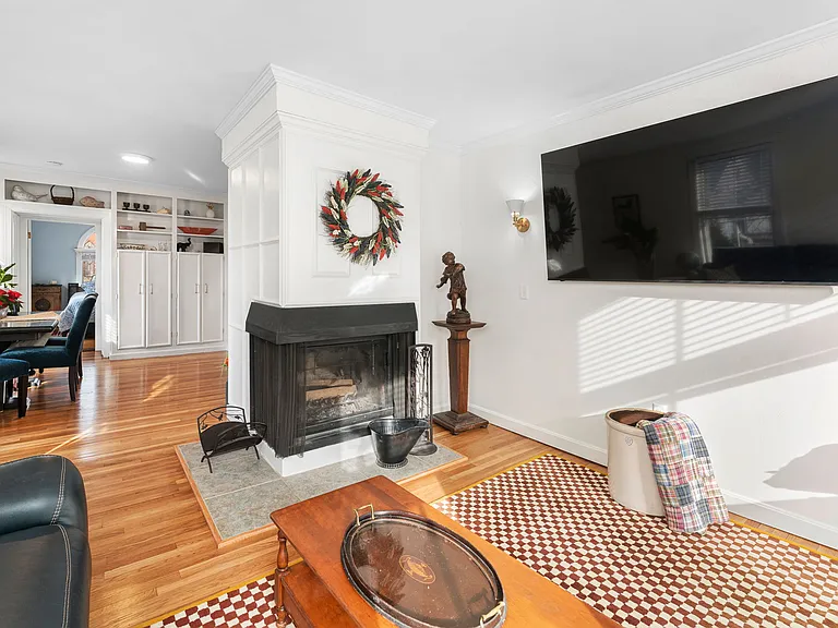 45 Elm St #2 — Photo 7