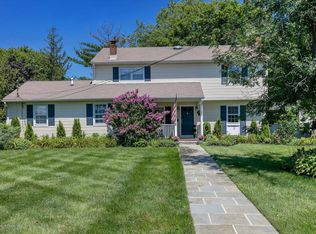 28 Lincoln Ave, Rumson, NJ 07760