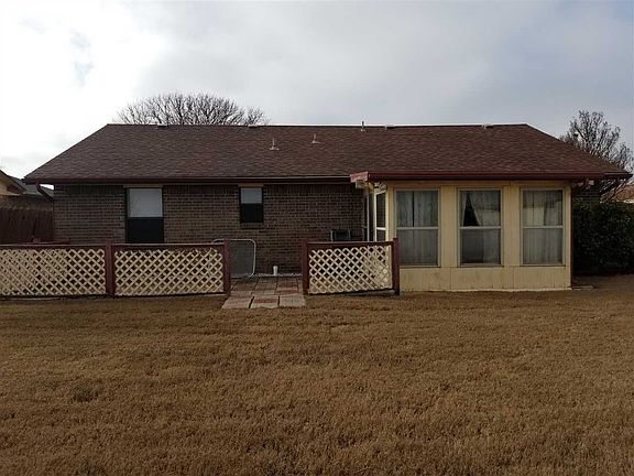 2nd image of 6041 SW Atterbury Dr