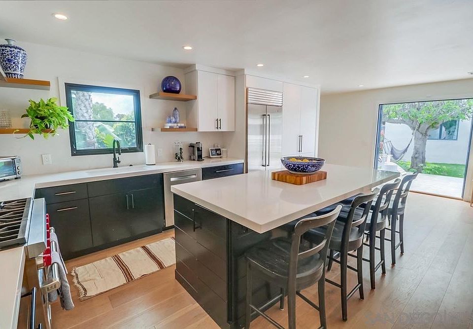 1st image of 4303 Santa Cruz Ave