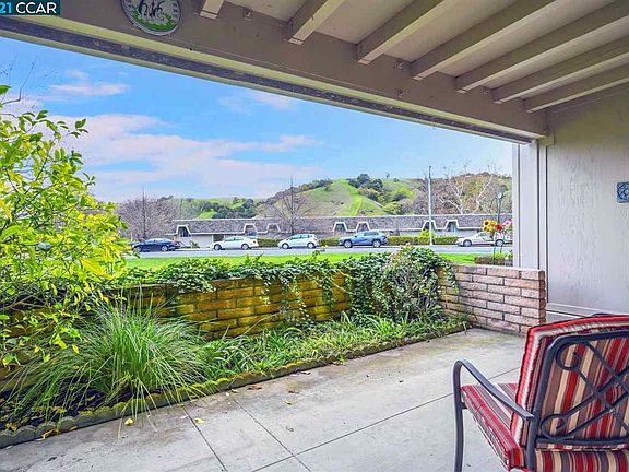 4th image of 3301 Tice Creek Dr APT 6
