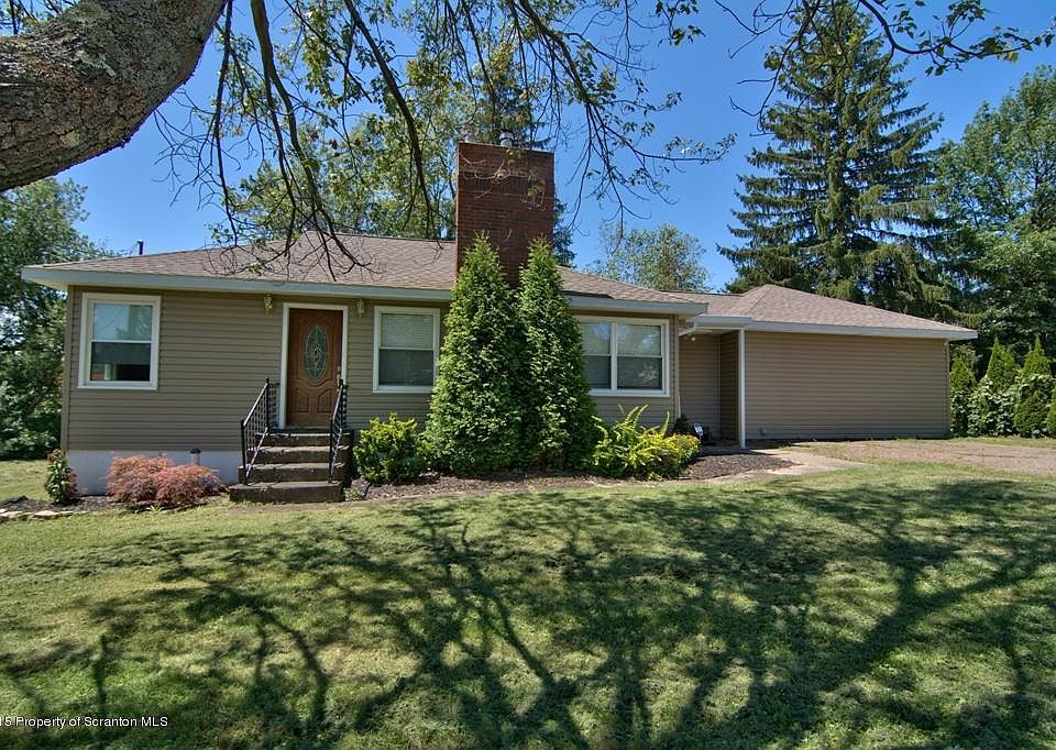 1st image of 112 Horseshoe Dr