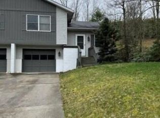 1601 Timberline Dr, Altoona, PA 16601