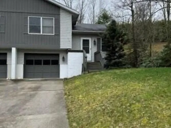 1601 Timberline Dr, Altoona, PA 16601