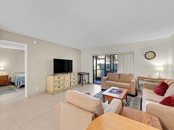 4th image of 138 S Cypress Road #214