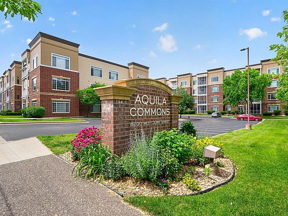 2nd image of 8200 W 33rd St APT 323