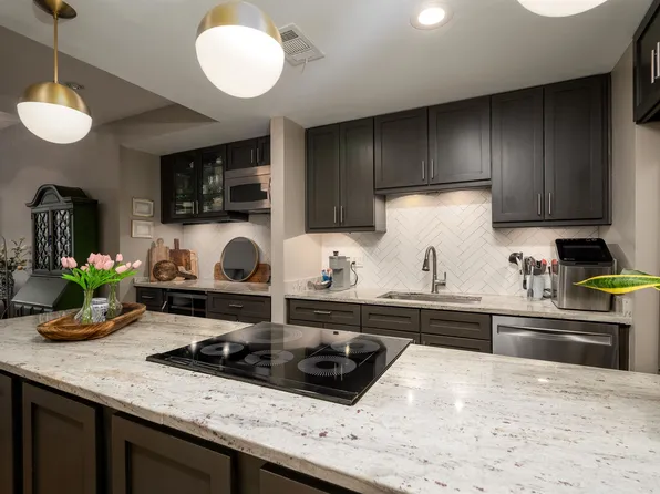 66 Monroe Ave APT 302, Memphis, TN 38103