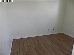 5th image of 306 Pennsylvania St