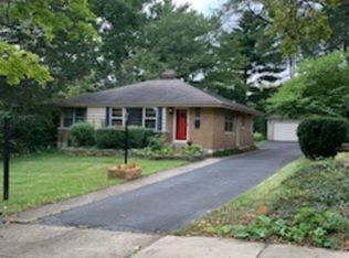 274 Scott Ave, Glen Ellyn, IL 60137