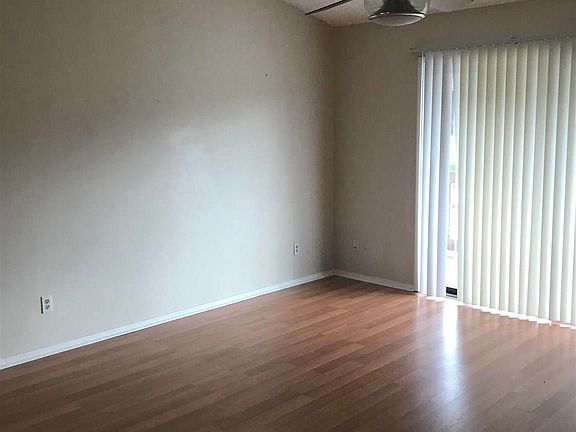 3rd image of 2303 W Michigan Ave APT G6