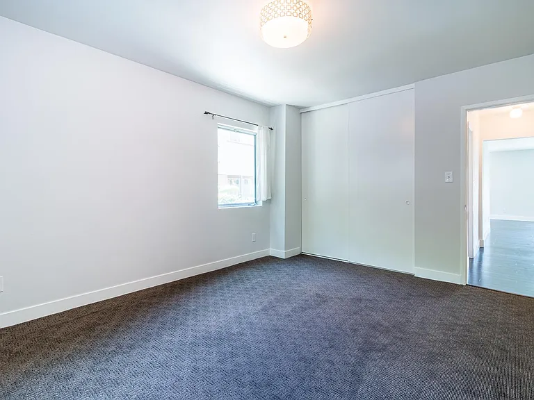 8421 Clinton St #101 — Photo 12