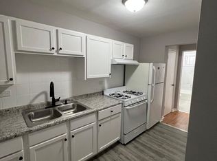 Astoria Commons Apartments, Midlothian, IL 60445