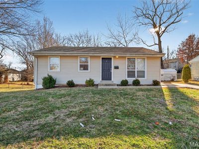 5616 Parchester Dr, Saint Louis, MO, 63121