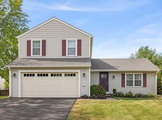 2S030 Bristol Ln, Warrenville, IL 60555