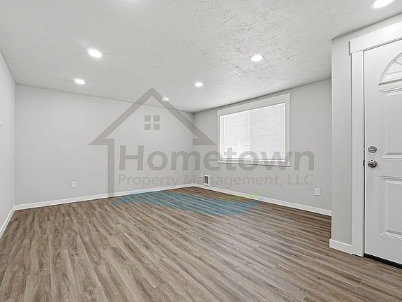 3rd image of 1920 E Front Ave #1926