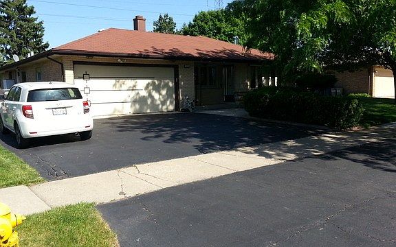 3rd image of 11133 S Westwood Dr