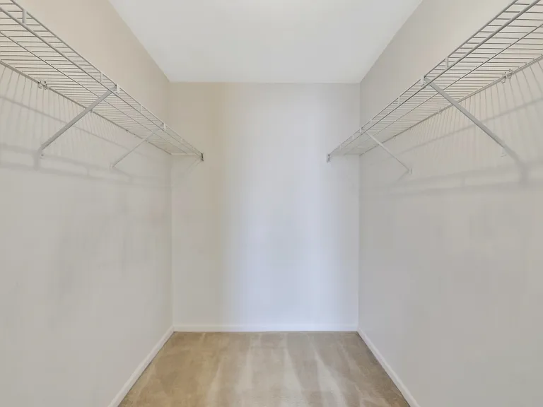 walk in closet