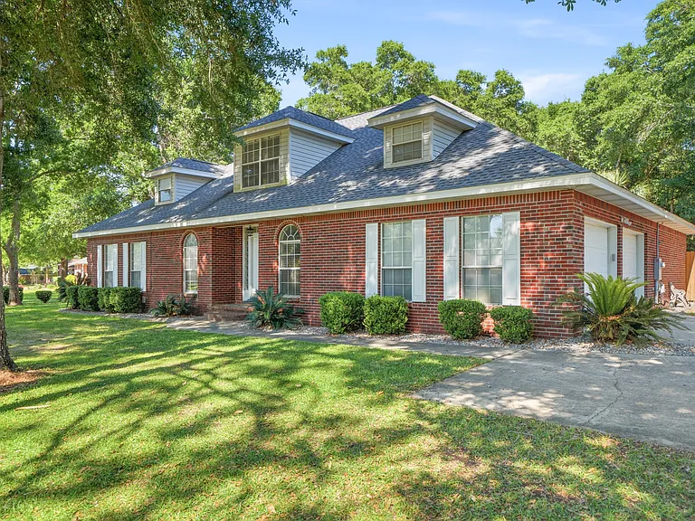 5855 Hunting Meadows Dr — Photo 4